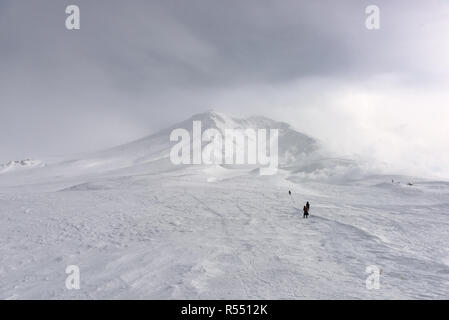 Mt. Asahi, Hokkaido, Japan vulkanischen Gipfel Daisetsuzan Nationalpark während der Wintersaison. Stockfoto