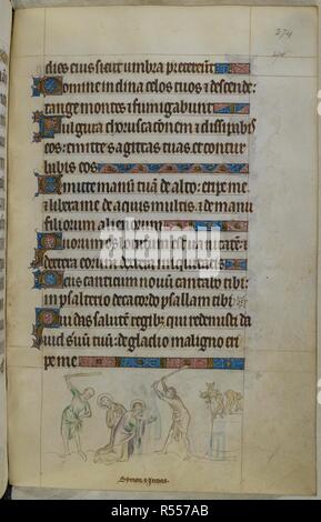 Bas-de-Seite Szene von Simon und Judas von zwei Männern mit Fledermäusen geschlagen, mit dem Teufel aus einem gebrochenen Statue. Psalter (die "Queen Mary Psalter"). England (London/Westminster oder East Anglia?); zwischen 1310 und 1320. Quelle: Royal 2 B VII, w.274. Sprache: Latein, mit französischen Bildunterschriften. Stockfoto