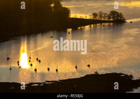 Dawn von Todd Crag, loughrigg, über Ambleside im Lake District, England. Stockfoto