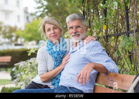 Herzlichen reifes Paar. Stockfoto