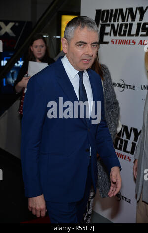 Rowan Atkinson kommt für die Special Screening von "Johnny English schlägt wieder zu" bei AMC Lincoln Square in New York am 23. Oktober 2018. Stockfoto