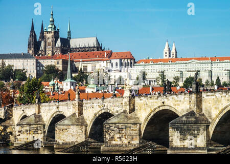 Karlsbrücke, Prager Burg, Tschechische Republik, Europa, Hradcany Panorama City Stockfoto