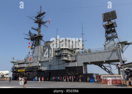 Der kommandoturm Auf der USS Midway, San Diego, California, United States. Stockfoto