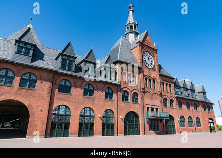 JERSEY CITY, NJ - 29. SEPTEMBER 2018: Clock Tower der Central Railroad von New Jersey Terminal in Liberty State Park Stockfoto