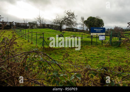 BallyKeel Dolmen und Kain am Ring der Gullion Gebiet von außergewöhnlicher natürlicher Schönheit Stockfoto