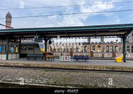 Gent St. Pieters, Belgien - 17. Februar 2018: die Gent Bahnhof am frühen Morgen des 17. Februar Stockfoto