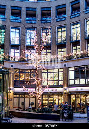 Jamie Olivers italienisches Restaurant bei Nacht Covent Garden London, Großbritannien Stockfoto