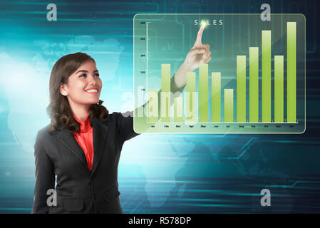 Asian Business Frau berühren marketing Umsatz Ergebnis Diagramm Stockfoto