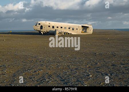 Flugzeugwrack in Island Stockfoto