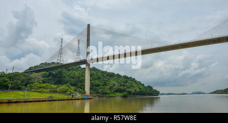 Centennial Bridge, Puente Centenario, über den Panamakanal, errichtet die Brücke von Amerika zu vergrößern und es als Pan American Highway route ersetzen. Stockfoto