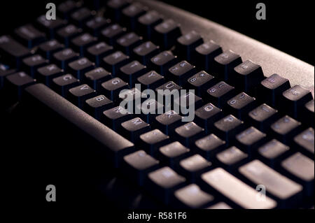 2009 - Nahaufnahme eines Vintage schwarz Desktop Tastatur von Mitte bis Ende der 2000er Jahre Stockfoto