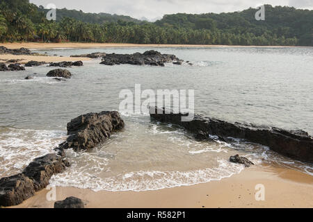 Praia coco auf der Insel Principe, Sao Tome und Principe Stockfoto