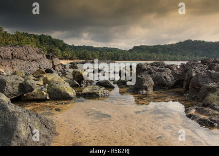 Praia coco auf der Insel Principe, Sao Tome und Principe Stockfoto