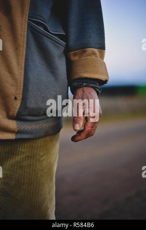 Alte arabische Mann die Hände. Stockfoto