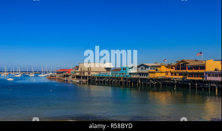 Der alte Fisherman's Wharf in Monterey, Kalifornien, eine berühmte Touristenattraktion Stockfoto