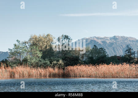 Landschaft von Torbiere del Sebino Naturpark in der Lombardei. Iseo See. Reiseziel in Italien Stockfoto