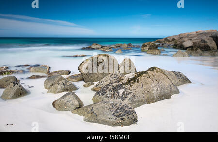 Die unberührten Strände von Tasmanien, die Gärten im Nordosten der Bucht von Bränden Region gelegen, unberührten, weißen Sand Einstellung der Szene ein idyllisches Refugium. Stockfoto