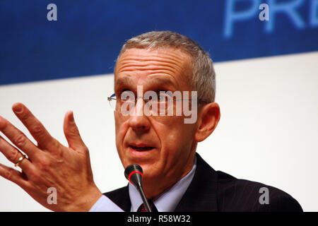 Pressekonferenz von US-Sonderbeauftragten für Klimawandel Todd Stern auf der COP 15 (Konferenz der Vertragsparteien des UN-Rahmenübereinkommens über Klimaänderungen) in Kopenhagen, Dänemark, 10. Dezember 2009. Stockfoto