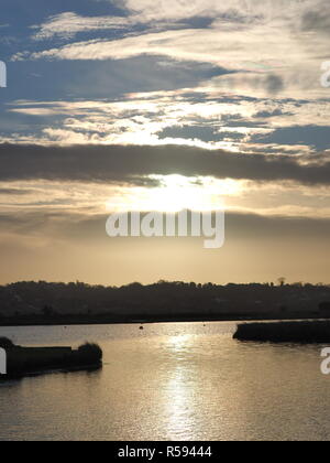 Sheerness, Kent, Großbritannien. 30 Nov, 2018. UK Wetter: einen hellen und sonnigen Morgen in Sheerness, Kent. Credit: James Bell/Alamy leben Nachrichten Stockfoto