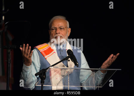 Buenos Aires, Argentinien. 29 Nov, 2018. Indien&#39;s PrimniMinister Narendra Modi während einer Yoga für Peacent an der Rue des ländlichen Convention Center in Buenos Aires, Argentinien, Donnerstag, November 29, 2018. Modi ist die anderen Verantwortlichen aus der Gruppe der 20 Industrieländer werden in Buenos Aires für 2 Tage ab Freitag treffen. Credit: Mario De Fina/FotoArena/Alamy leben Nachrichten Stockfoto