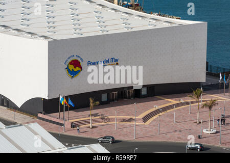 Luftbild von Aquarium Acuario Poema del Mar in Las Palmas de Gran Canaria, der Haupteingang des Gebäudes und dessen Logo Stockfoto