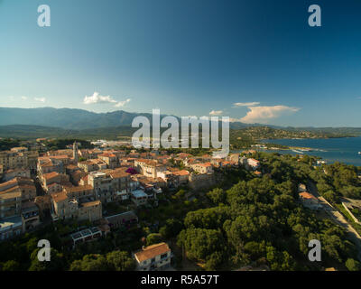 Luftbild der Altstadt von Porto-Vecchio, Korsika, Frankreich Stockfoto