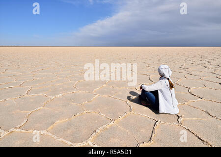 Great Salt Wüste ist eine große Wüste in der Mitte der iranischen Hochebene, Iran liegend, in der Nähe Khur (Khor), Stockfoto