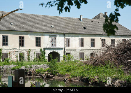 Ebreichsdorf, Reste der historischen Fabrik, inzwischen abgerissen Stockfoto