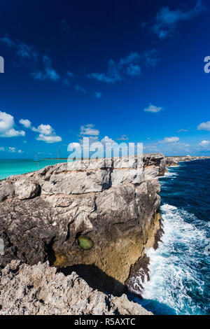 Bahamas, Eleuthera Insel Landschaft durch die Glas-Fenster-Brücke Stockfoto