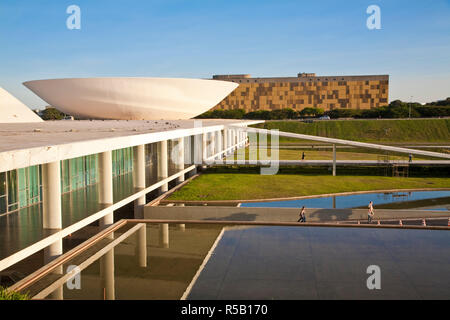 Brasilien, Distrito Federal-Brasilia, Brasilia, Nationalen Kongress von Brasilien, von Oscar Niemeyer entworfen Stockfoto