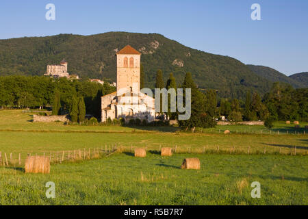 St nur De Valcabrere Kirche&St-Bertrand de Comminges, Haute-Garonne, Pyrenäen, Frankreich Stockfoto