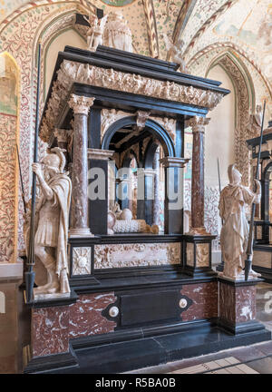 Großherzogliche Monument von König Christian III. in der Kathedrale von Roskilde (Roskilde Domkirke), Roskilde, Seeland, Dänemark Stockfoto