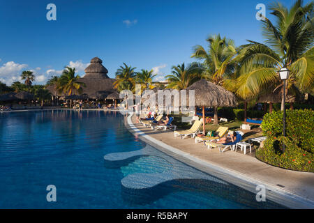 Varadero, Varadero, Hotel Iberostar Varadero, Kuba, am Pool Stockfoto