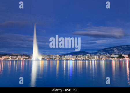 Schweiz, Genf, den Genfer See/Lac Leman und Jet d'Eau Stockfoto