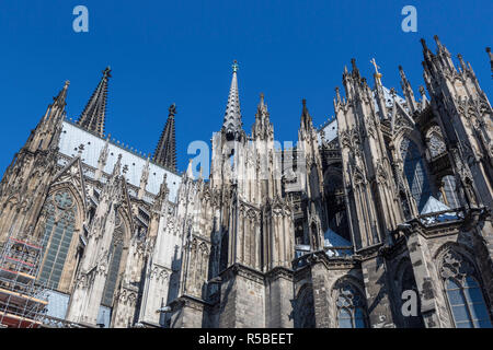 Köln, Deutschland. Details auf der südlichen Fassade der Kathedrale von Köln. Stockfoto