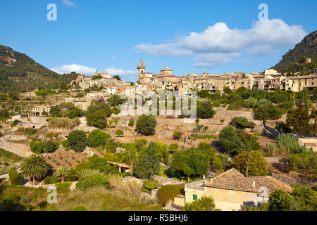 Dorf Skyline, Valldemossa, Mallorca, Balearen, Spanien Stockfoto