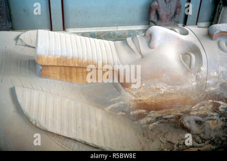 Koloss des Ramses II (13. Jh. v. Chr.), Memphis, Ägypten Stockfoto
