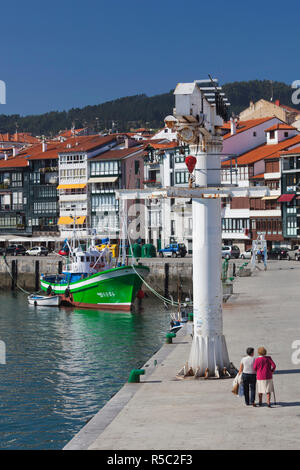 Spanien, Land Baskenland, Vizcaya Provinz, Lekeitio, Hafen Stockfoto