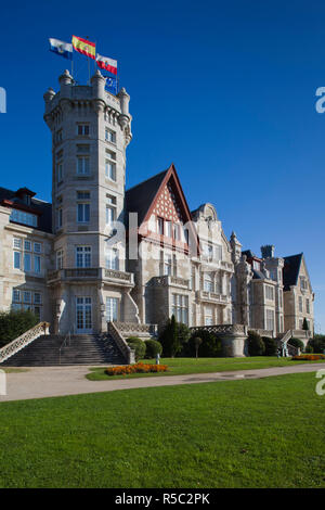 Spanien, Region Kantabrien, Cantabria Provinz, Santander, Peninsula De La Magdalena, Palacio De La Magdalena Stockfoto