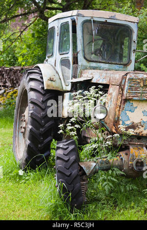 Estland, westlichen Estland Inseln, Insel Muhu, Koguva, Muhu Open Air Museum, alte tractorl Stockfoto