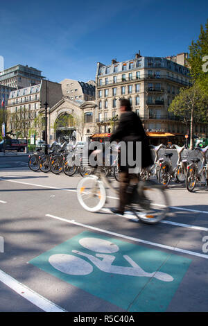 ''Velib Fahrradverleih Regelung, Paris, Frankreich Stockfoto