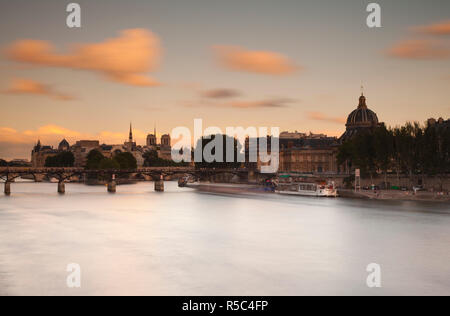 Pont des Arts und den Fluss Seine, Paris, Frankreich Stockfoto