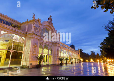 Tschechien, Marienbad Kolonnade Gusseisen Arcade (KOLONADA) Stockfoto