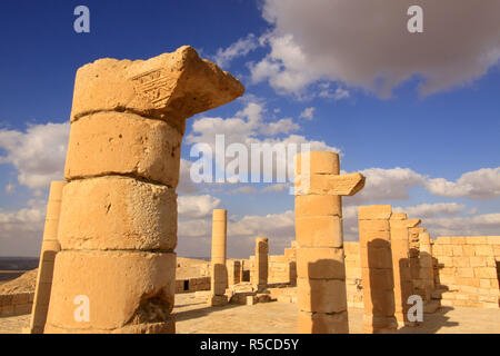 Isarael, Negev, Avdat, im 1. Jahrhundert gebaut von der Nabatäer. Ein Weltkulturerbe als Teil der Spice Route, Ruinen der nördlichen Kirche Stockfoto