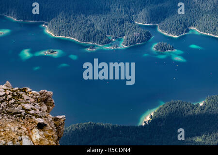 Der eibsee oben aus Deutschland - Zugspitze Stockfoto