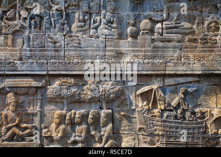 Indonesien, Java, Magelang, Relief Panel an Tempel Borobudur Stockfoto