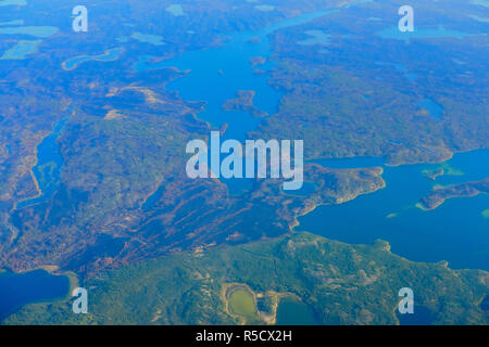 Arktische Landschaft aus der Luft, auf dem Weg von Yellowknife in Nunavut Territorium Nunavut Territory, Kanada Stockfoto