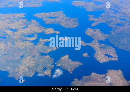 Arktische Landschaft aus der Luft, auf dem Weg von Yellowknife in Nunavut Territorium Nunavut Territory, Kanada Stockfoto