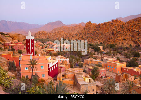 Rote Moschee, Öksüz, Tafraoute, Anti-Atlas, Marokko Stockfoto