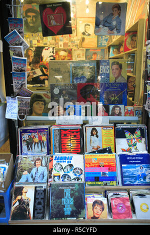 Alte Aufzeichnungen Shop, Europäischen Passage, Beyoglu, Istanbul, Türkei. Stockfoto